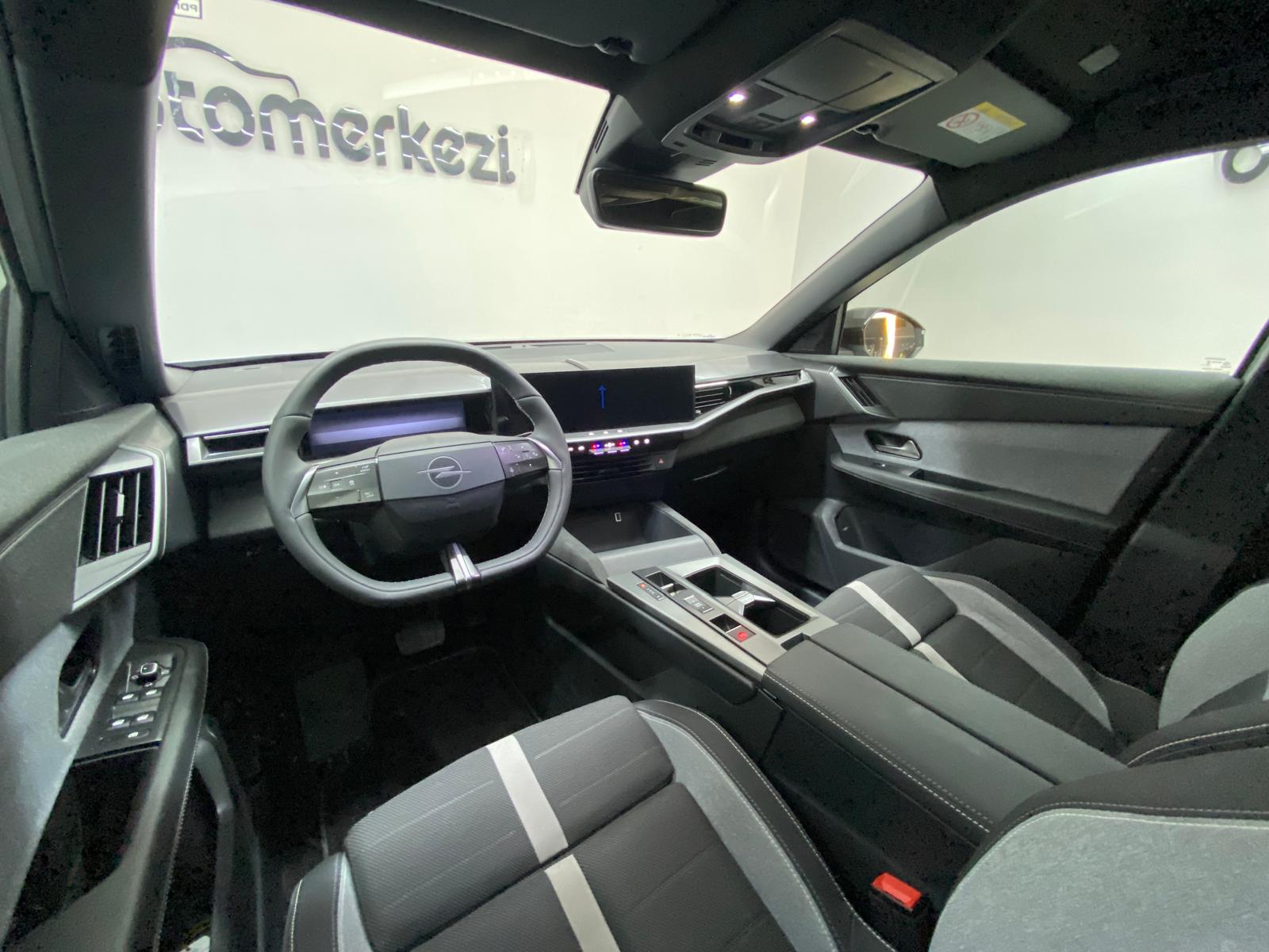OPEL GRANDLAND 20